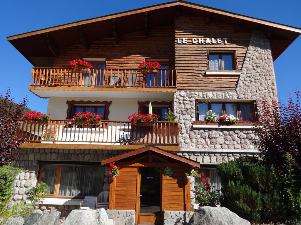 לס דה-אלפס Le Chalet מראה חיצוני תמונה